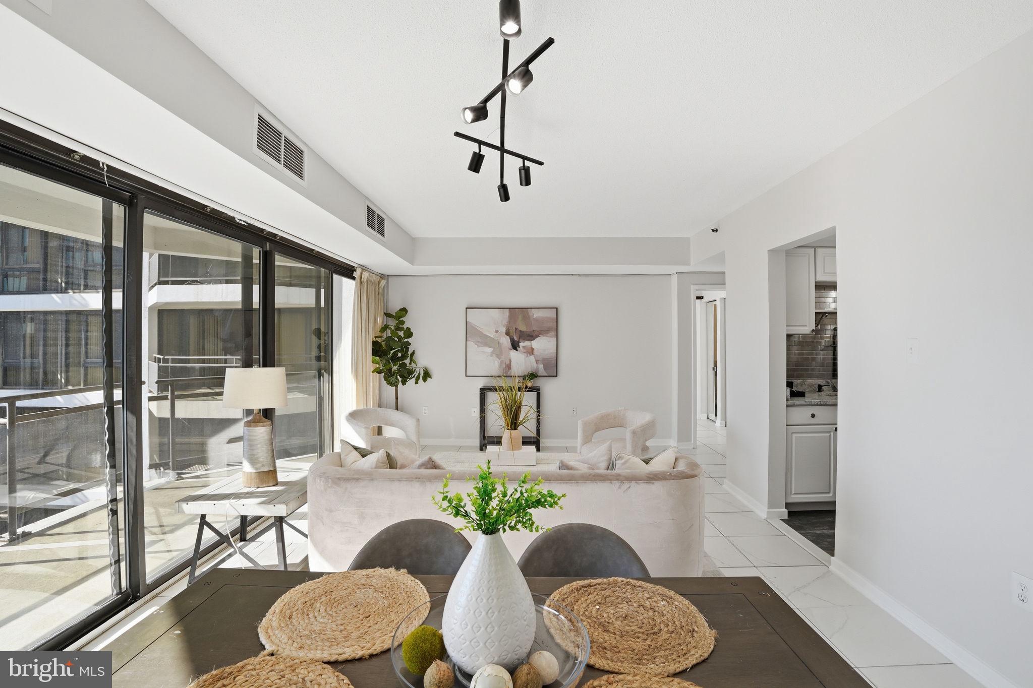 ROSSLYN - Residential