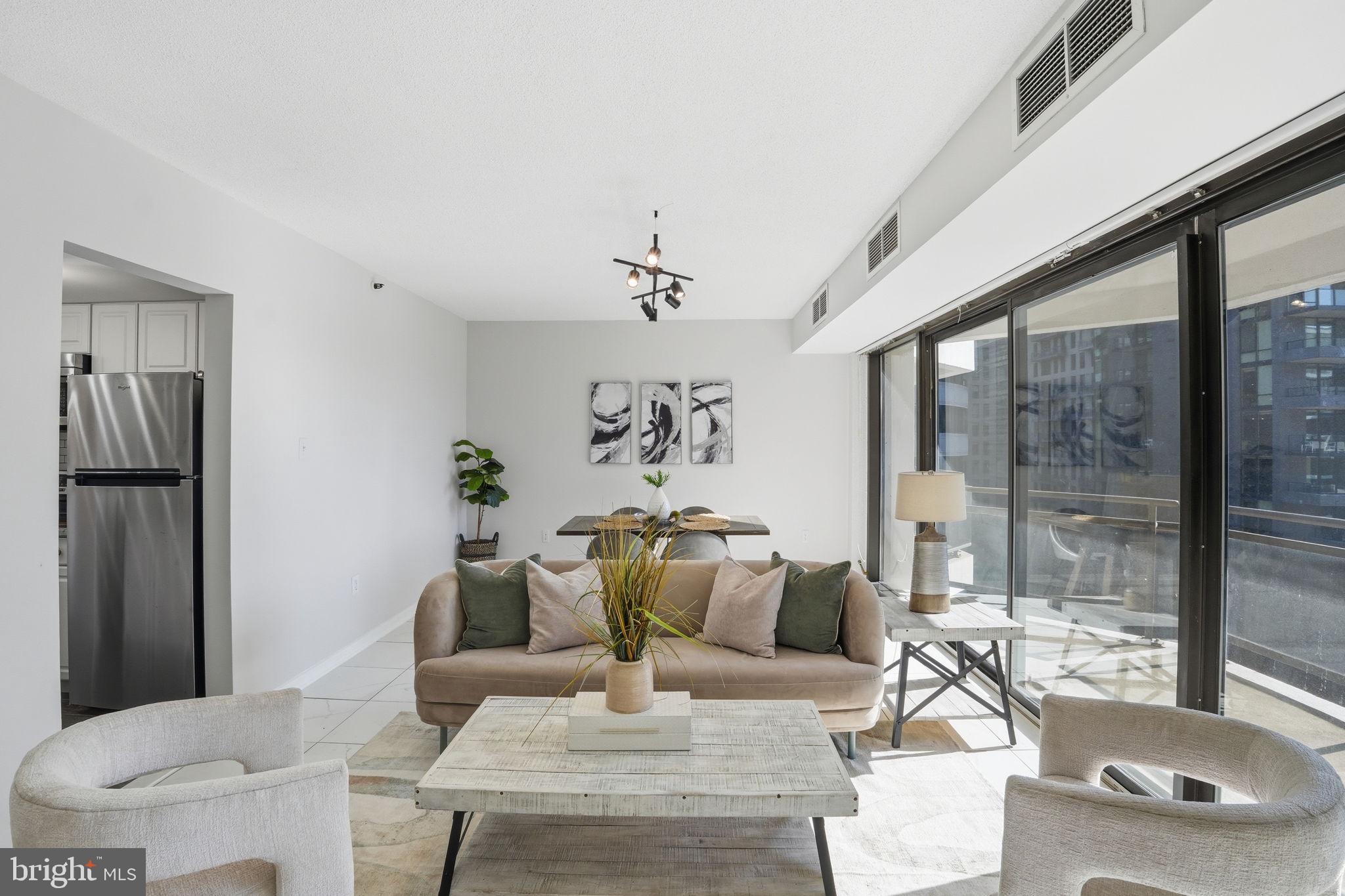 ROSSLYN - Residential