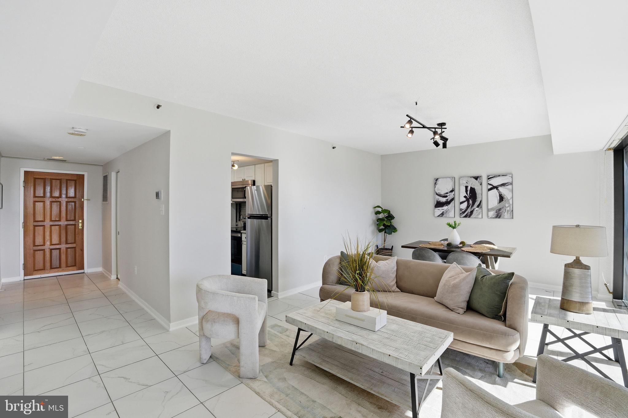 ROSSLYN - Residential