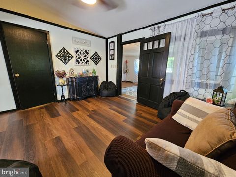 Vacant Land For Sale - BLOCK 21 LOT 4 Old Faceful St<br/> Berkeley County, FALLING WATERS, WV 25419