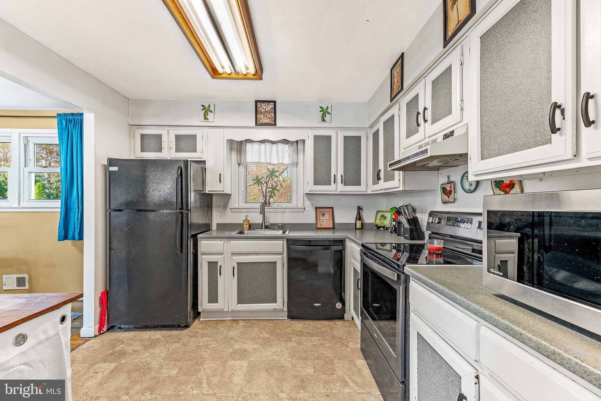 POTOMAC WOODS IND HEAD - Residential