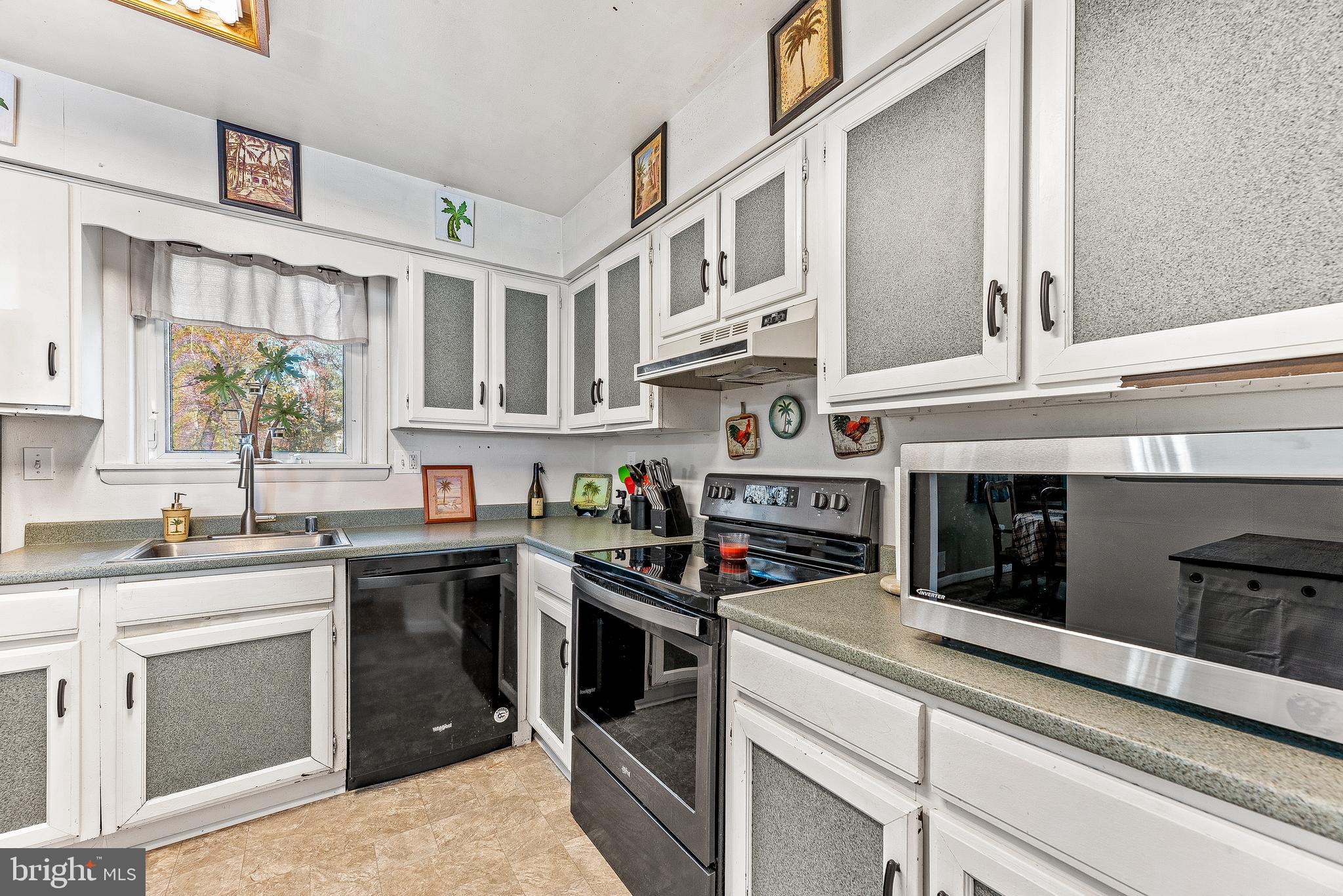 POTOMAC WOODS IND HEAD - Residential