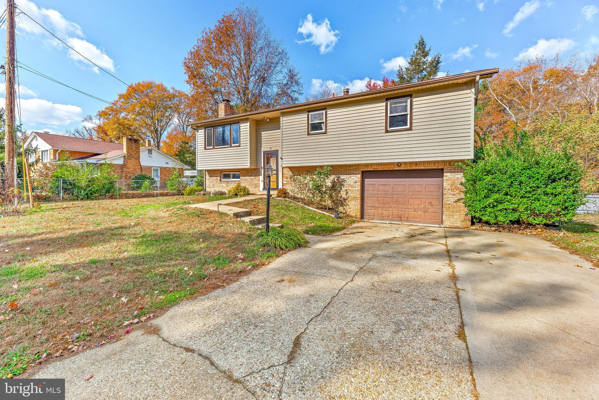 POTOMAC WOODS IND HEAD - Residential