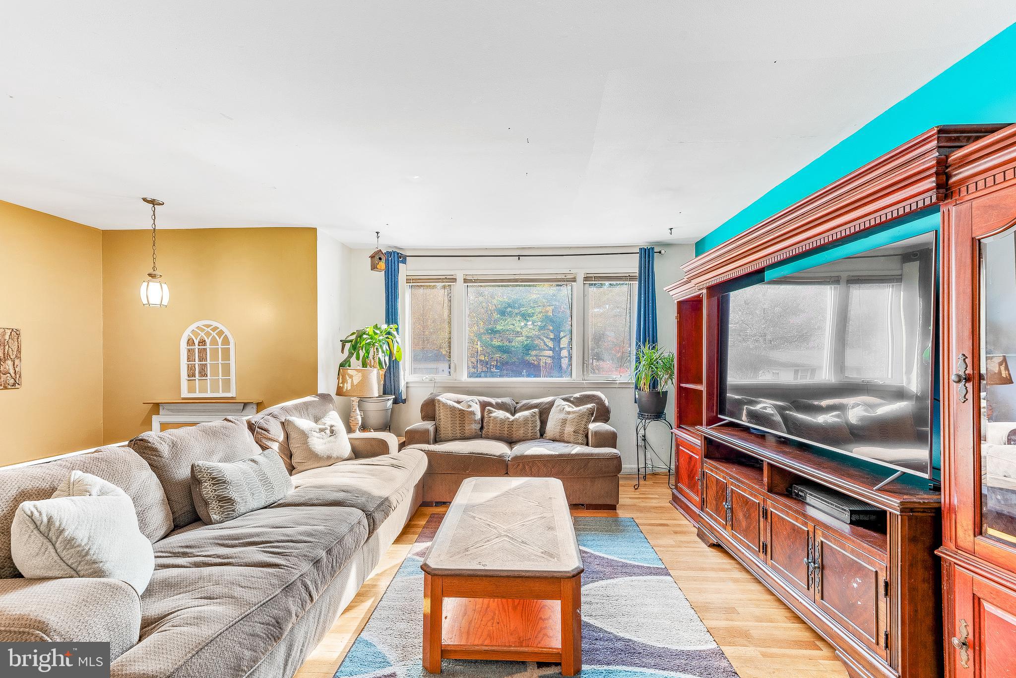 POTOMAC WOODS IND HEAD - Residential