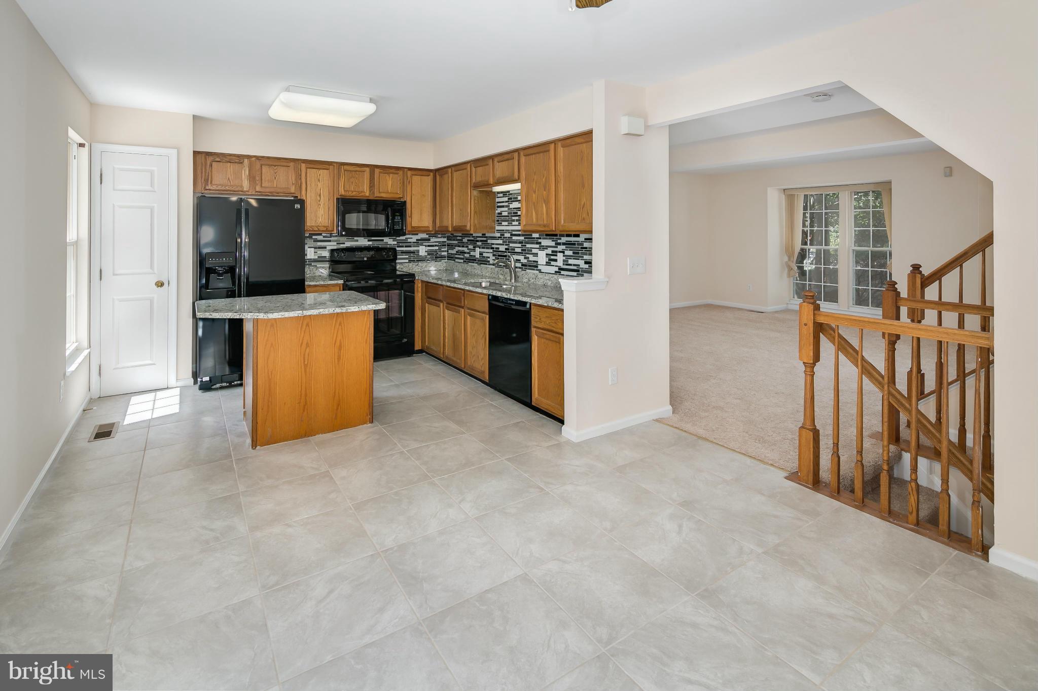 WELLINGTON/CLOVERHILL - Residential