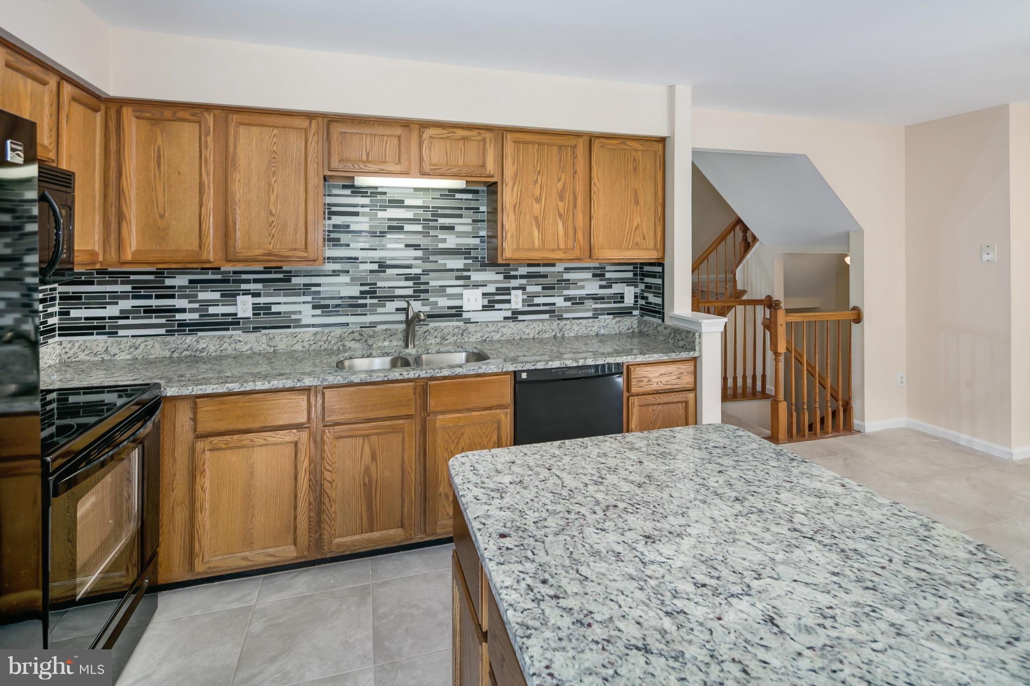 WELLINGTON/CLOVERHILL - Residential