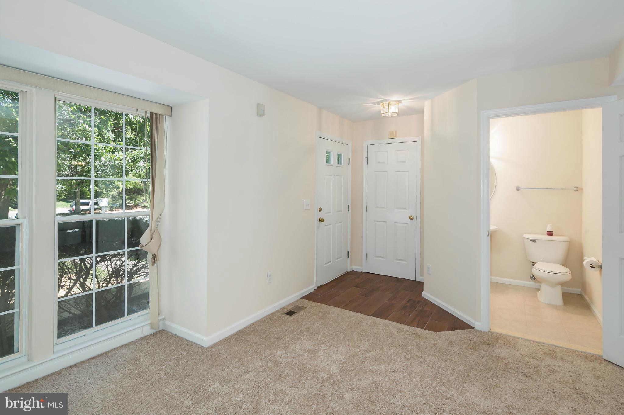 WELLINGTON/CLOVERHILL - Residential