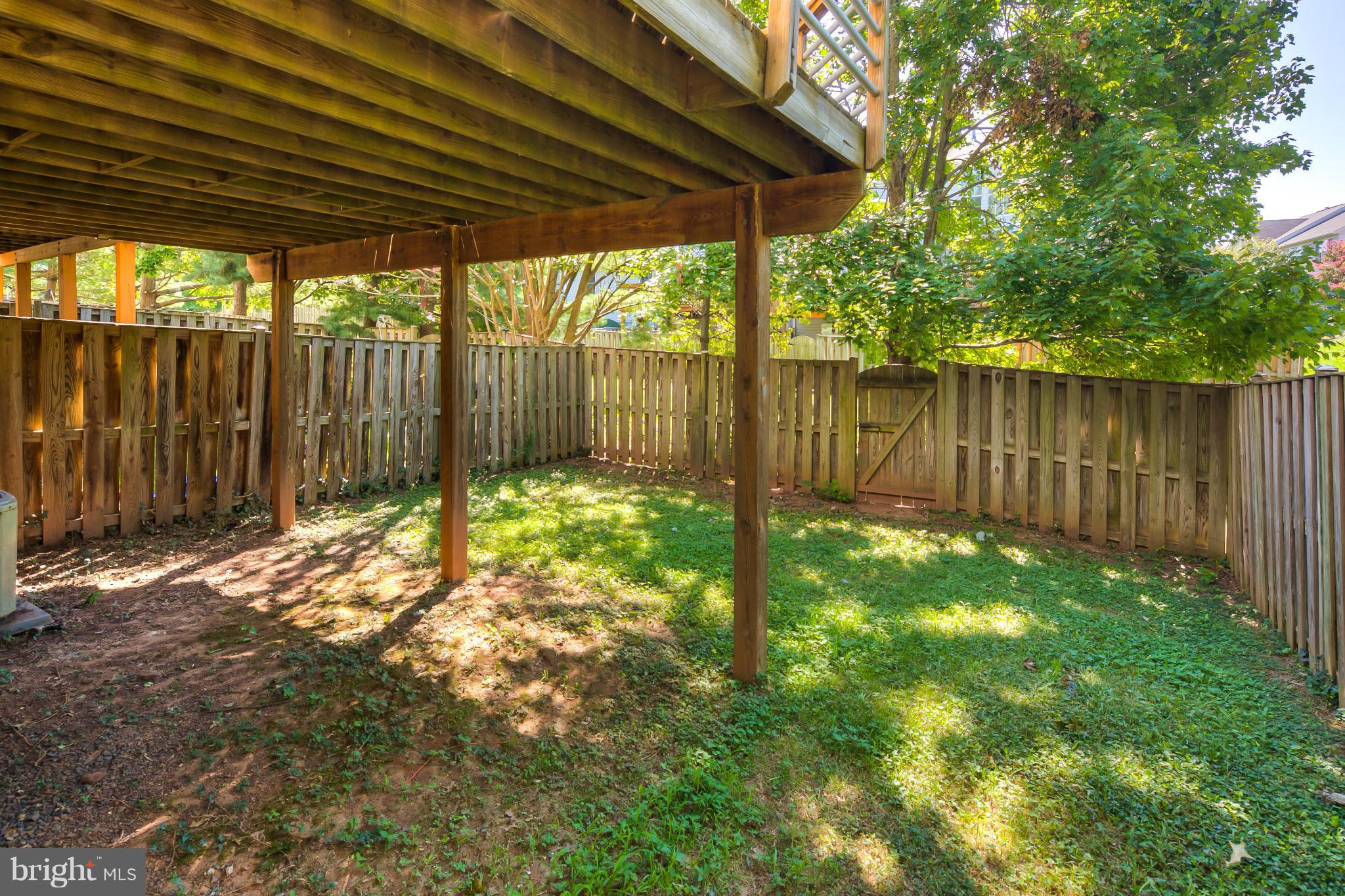 WELLINGTON/CLOVERHILL - Residential