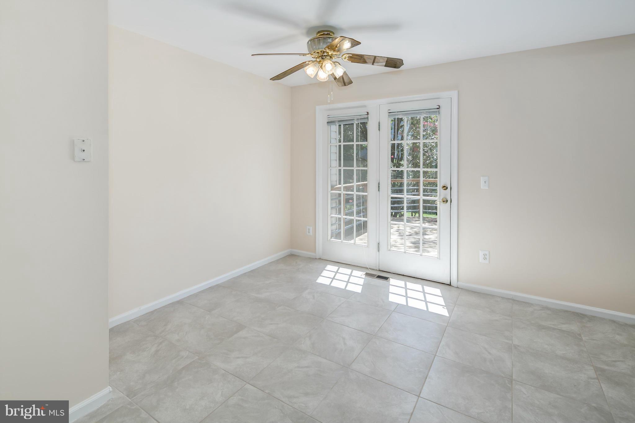 WELLINGTON/CLOVERHILL - Residential