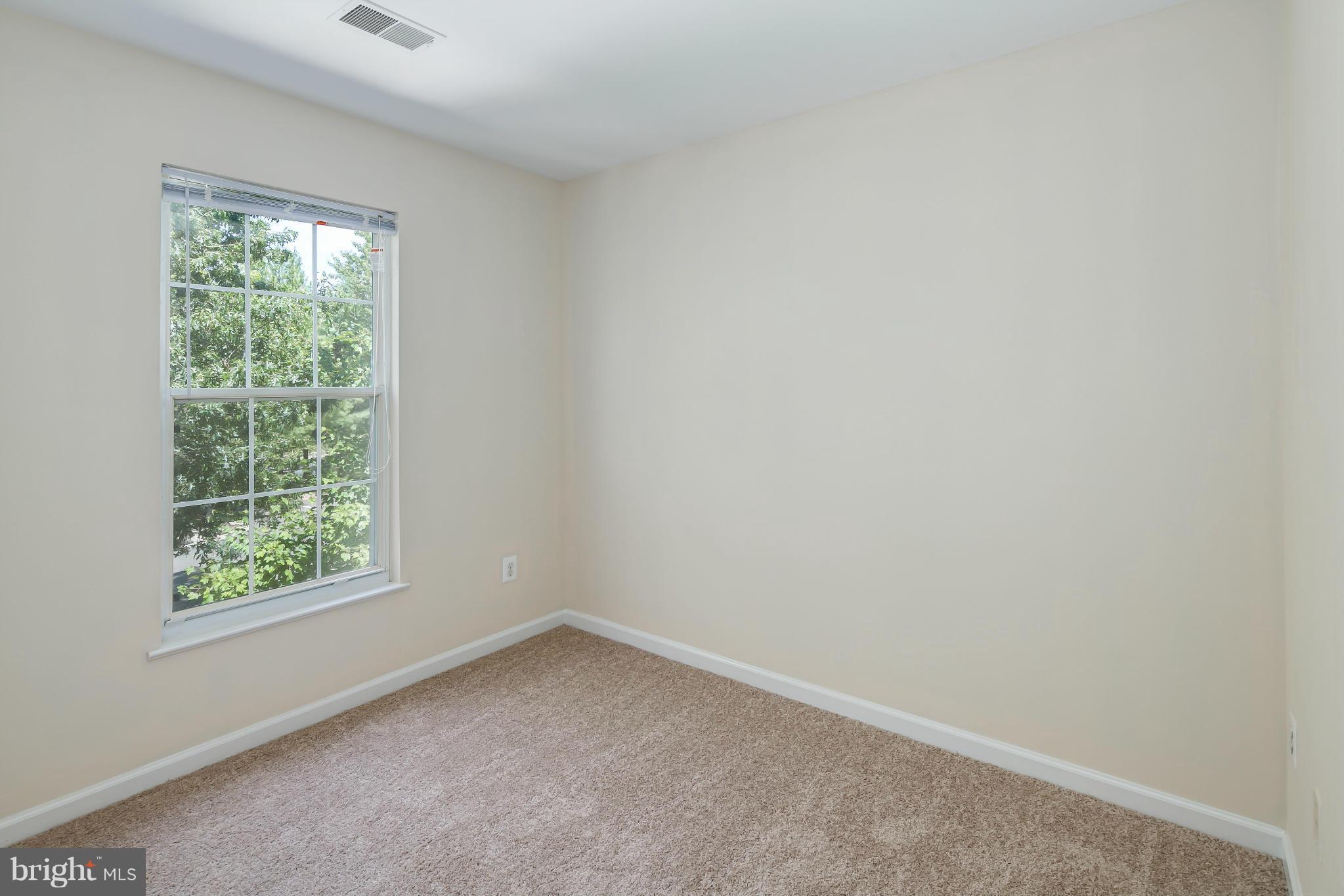 WELLINGTON/CLOVERHILL - Residential