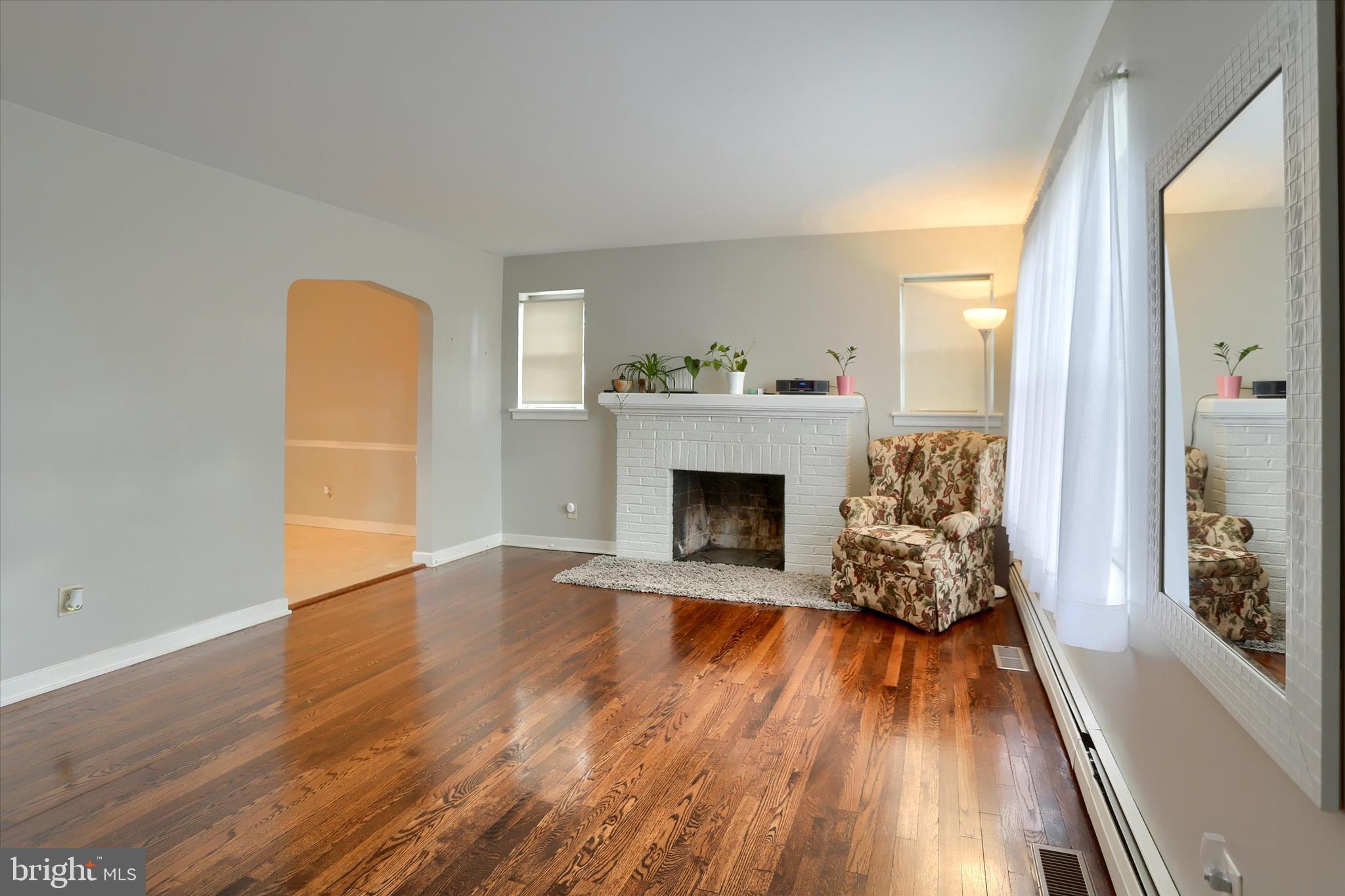 3544 SCHOOLHOUSE LANE