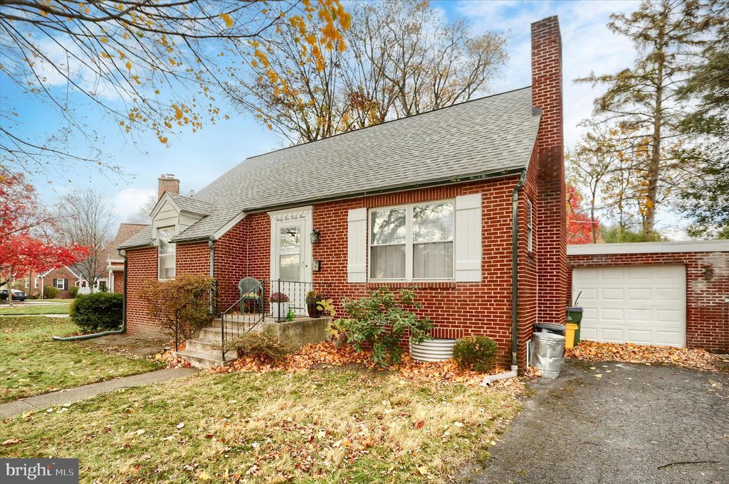Photo of 3544 Schoolhouse Lane, HARRISBURG, PA 17109 (MLS # PADA2051108)