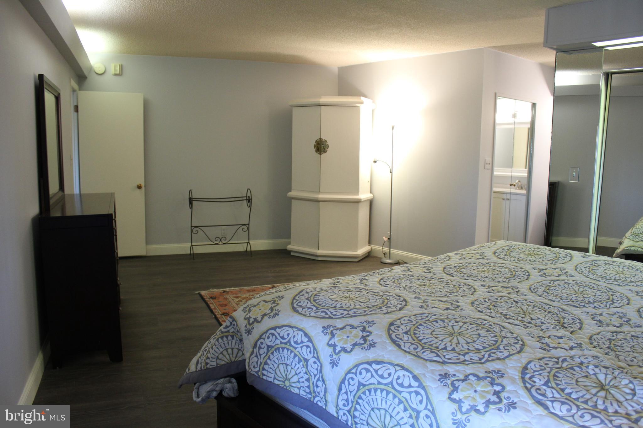 VALLEY FORGE TOWER - Residential Lease