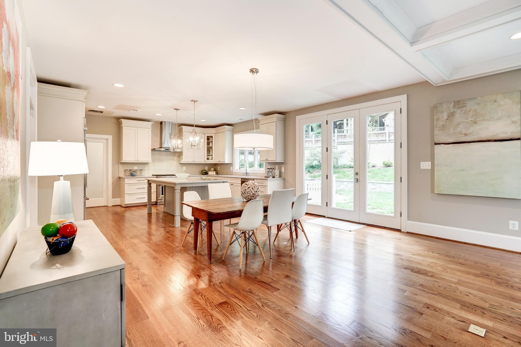 LEE HEIGHTS - Residential