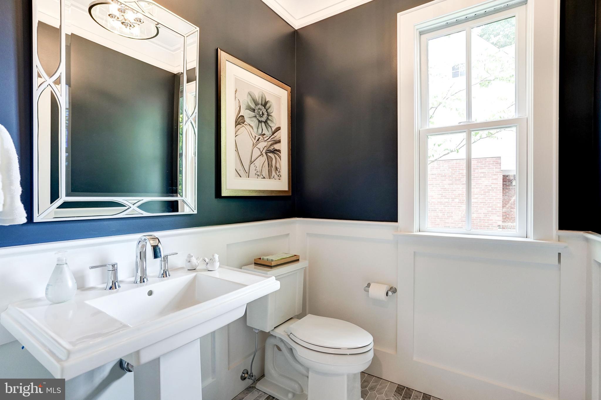 LEE HEIGHTS - Residential