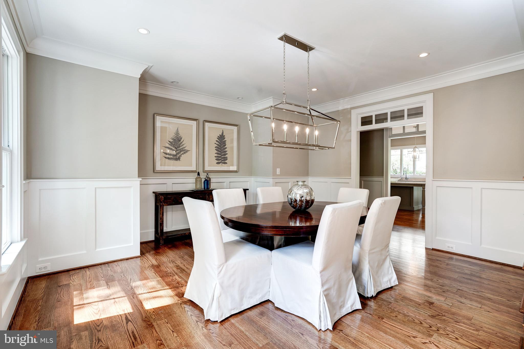 LEE HEIGHTS - Residential