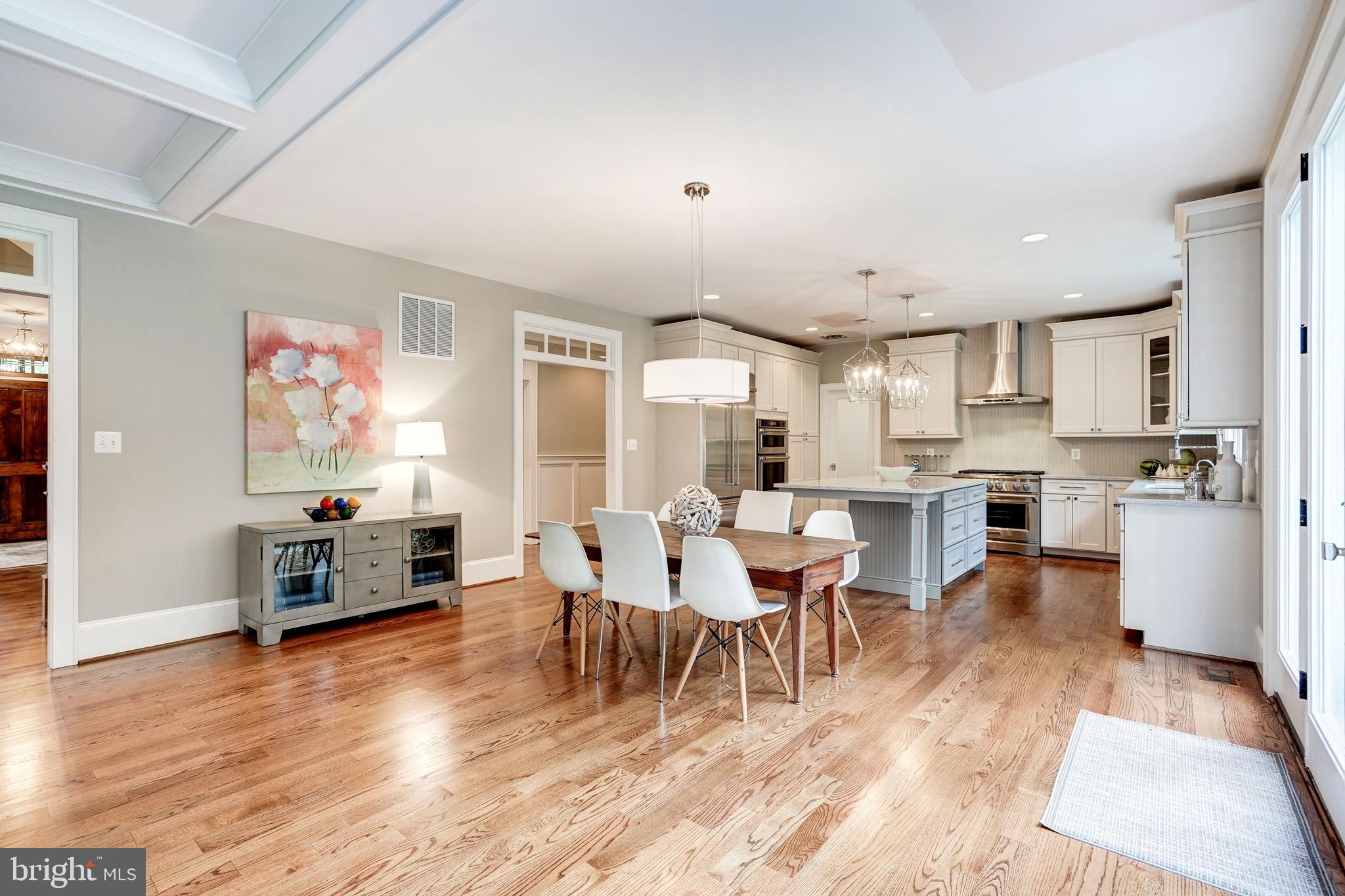 LEE HEIGHTS - Residential