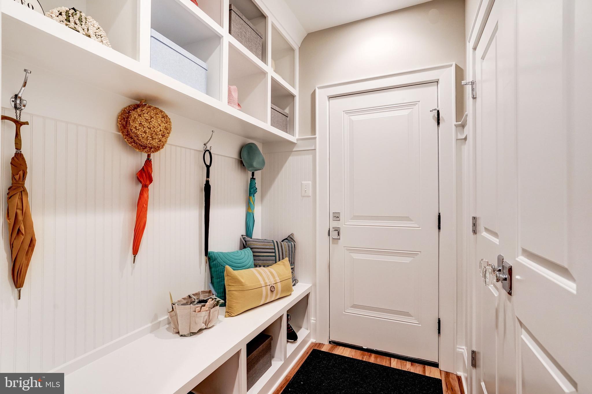 LEE HEIGHTS - Residential