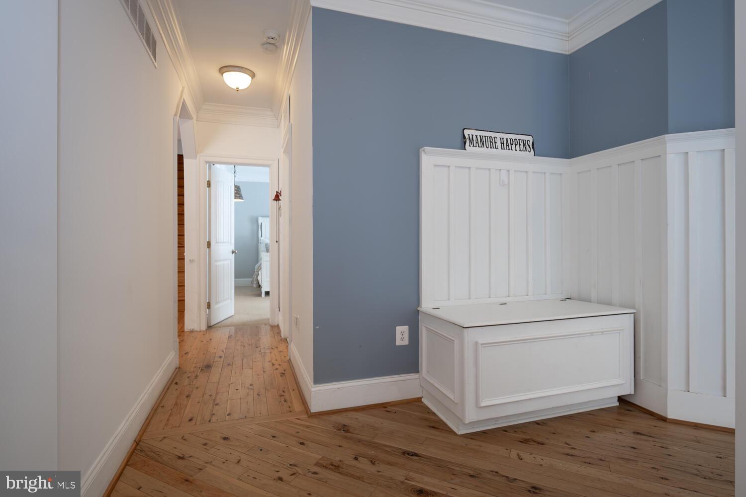 CENTREVILLE - Residential