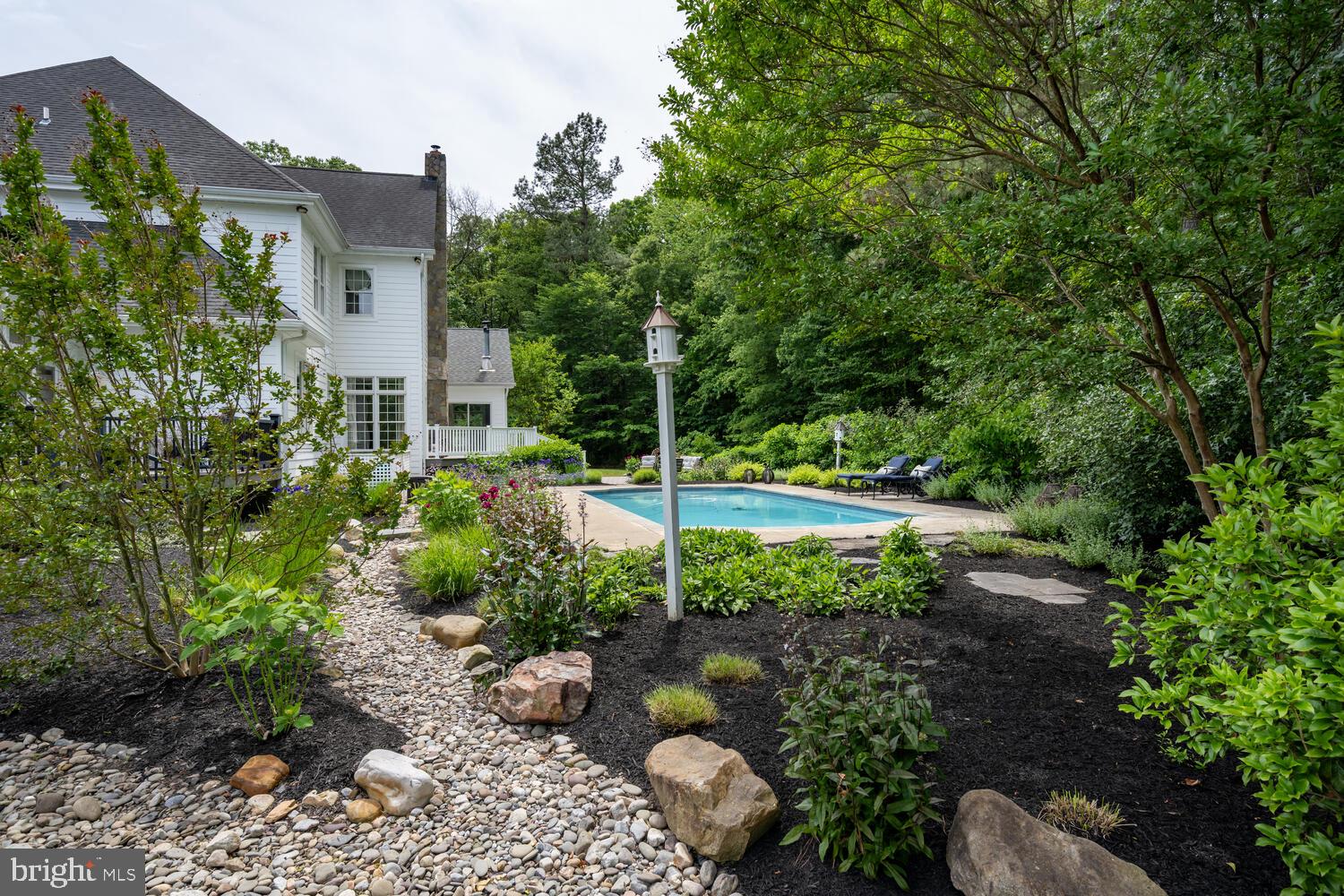 CENTREVILLE - Residential