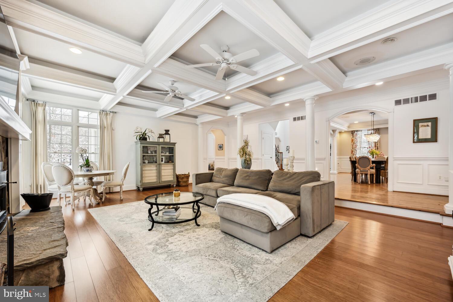 CENTREVILLE - Residential