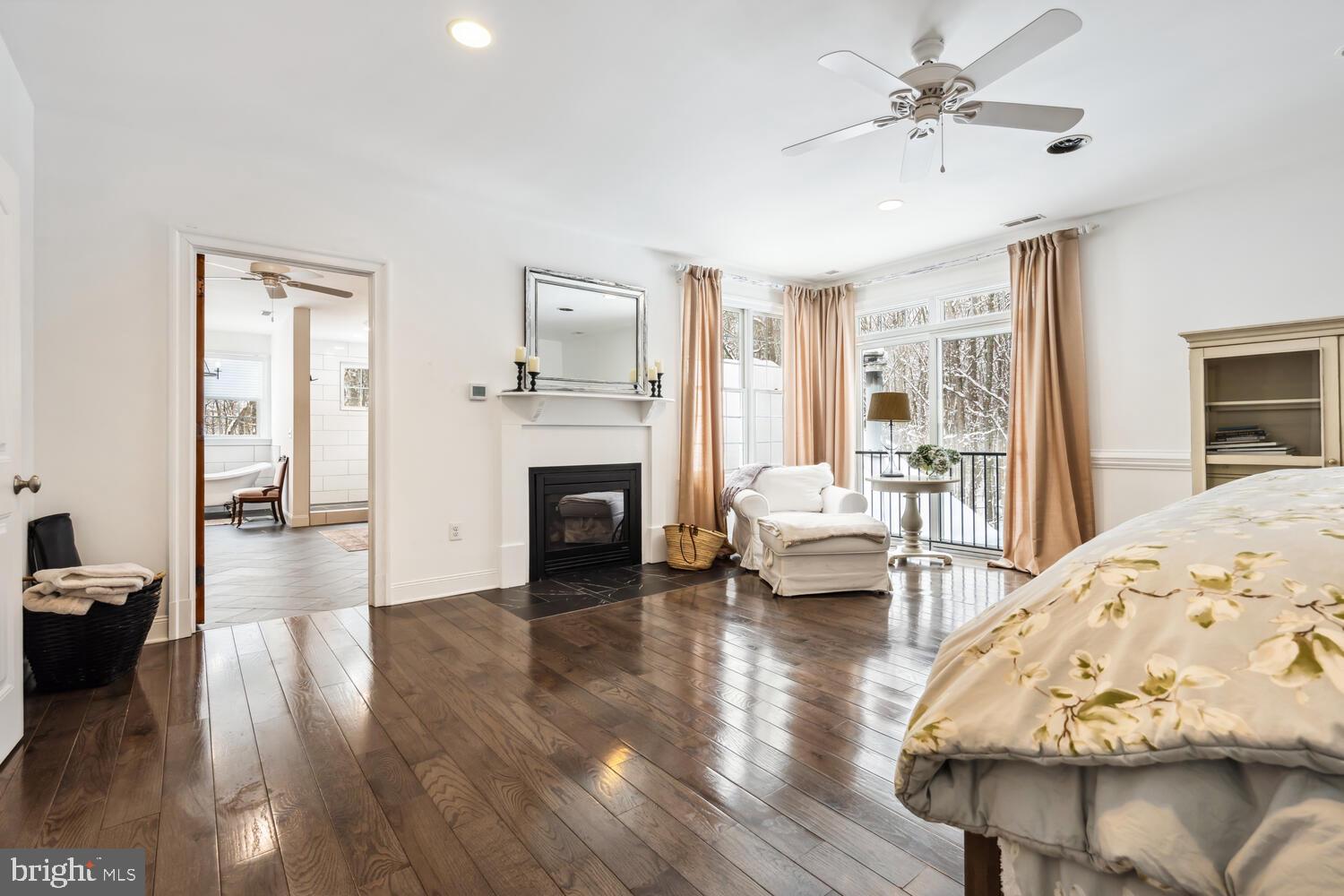 CENTREVILLE - Residential