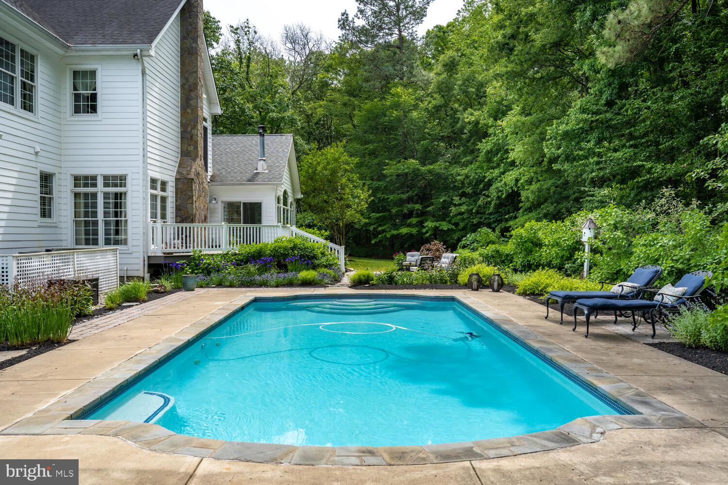 CENTREVILLE - Residential