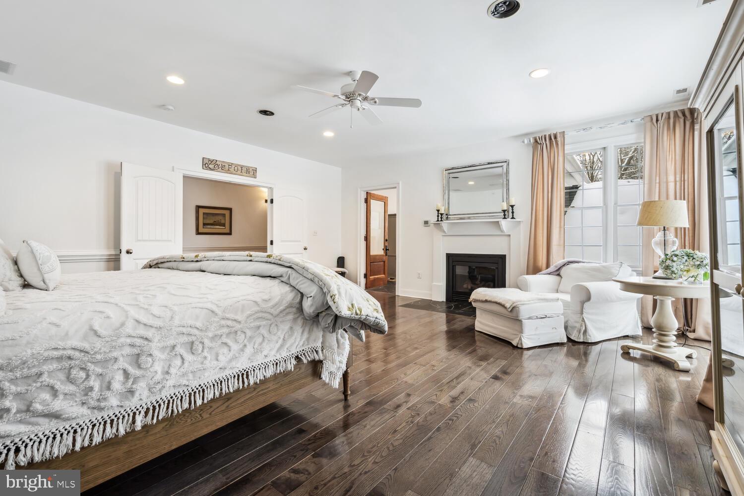 CENTREVILLE - Residential