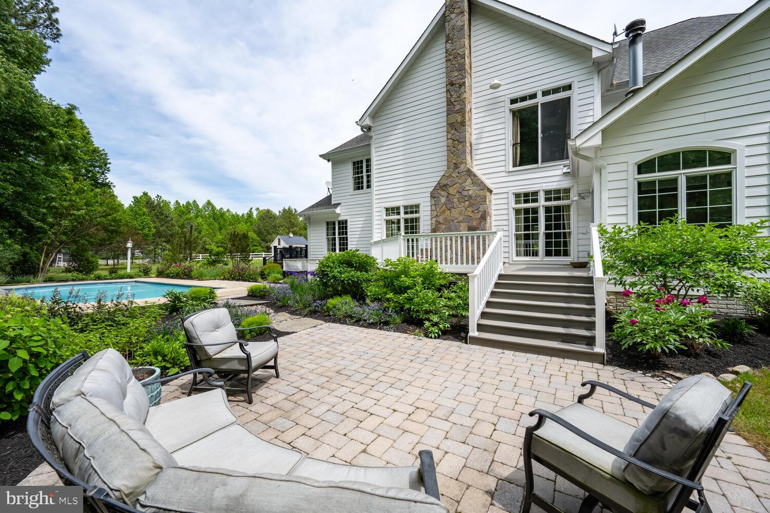 CENTREVILLE - Residential