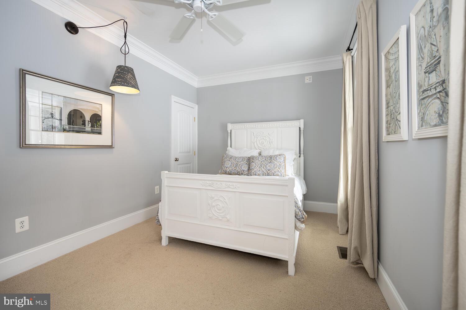 CENTREVILLE - Residential