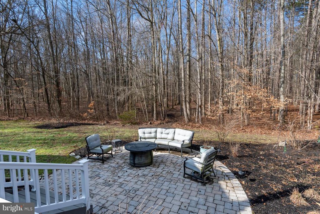 listing image 92