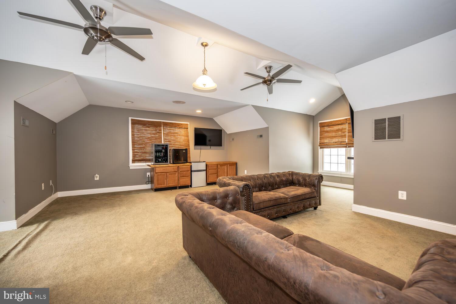 CENTREVILLE - Residential