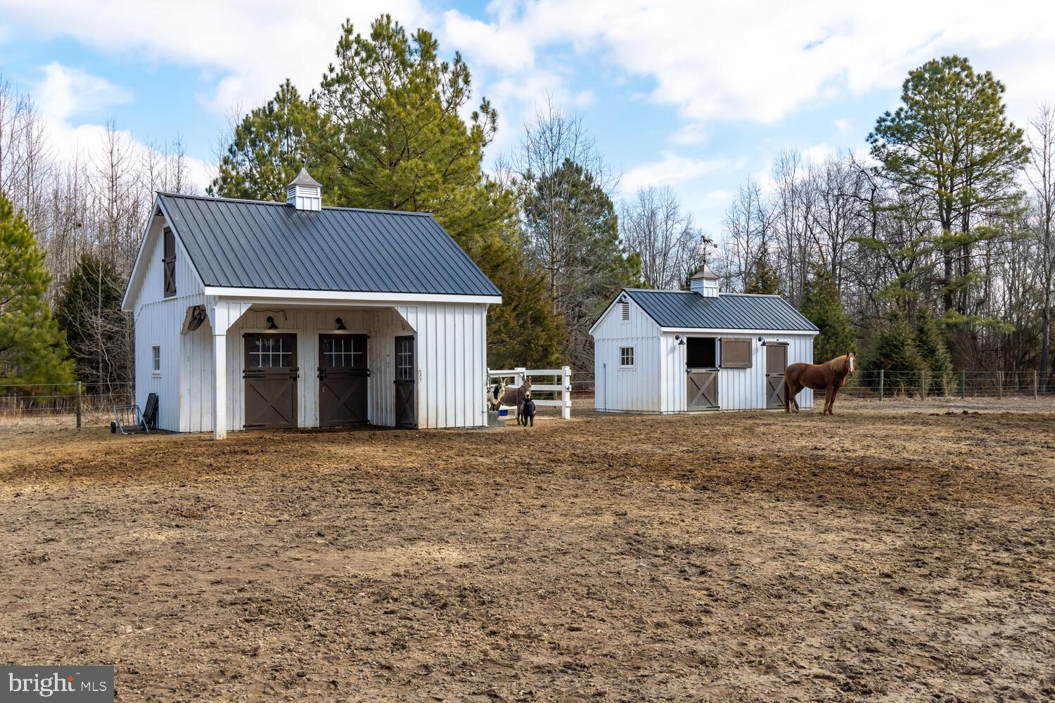CENTREVILLE - Residential