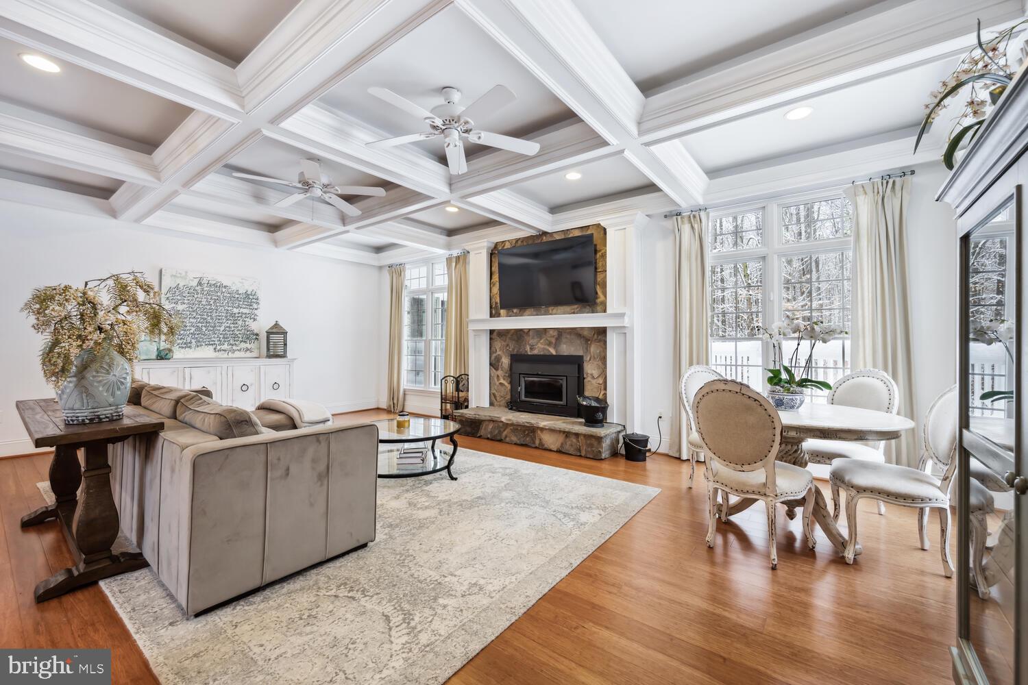 CENTREVILLE - Residential