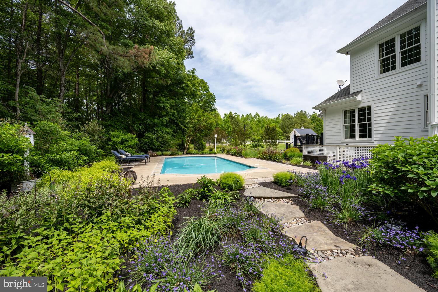 CENTREVILLE - Residential