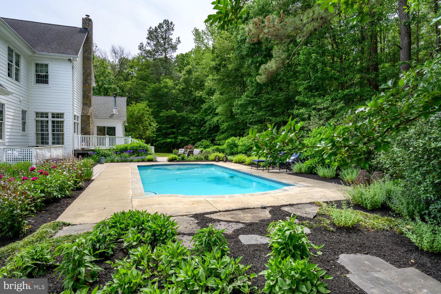 CENTREVILLE - Residential