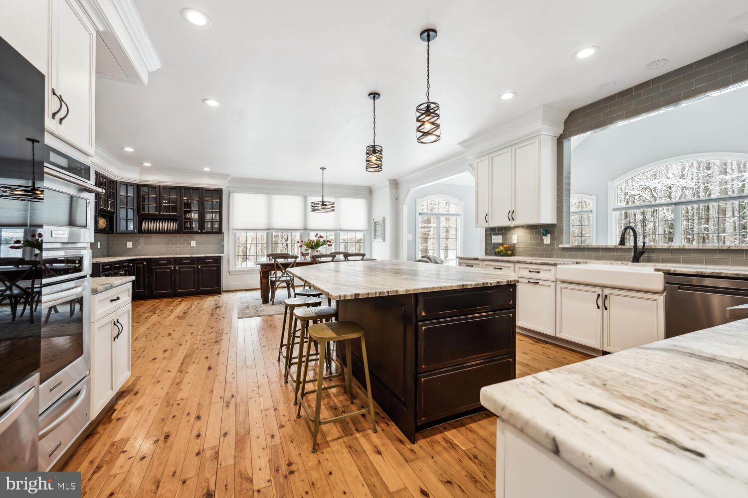 CENTREVILLE - Residential