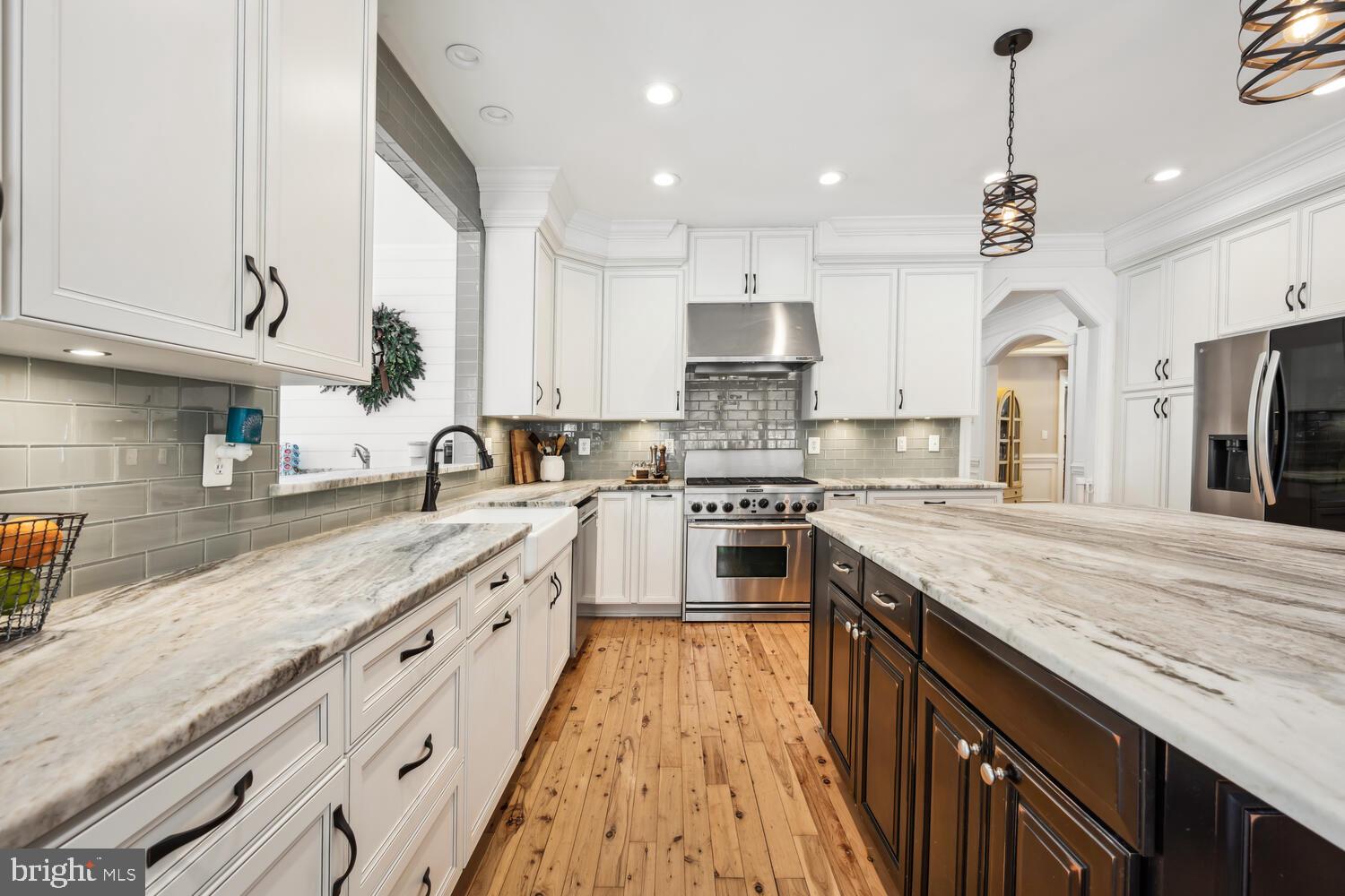 CENTREVILLE - Residential