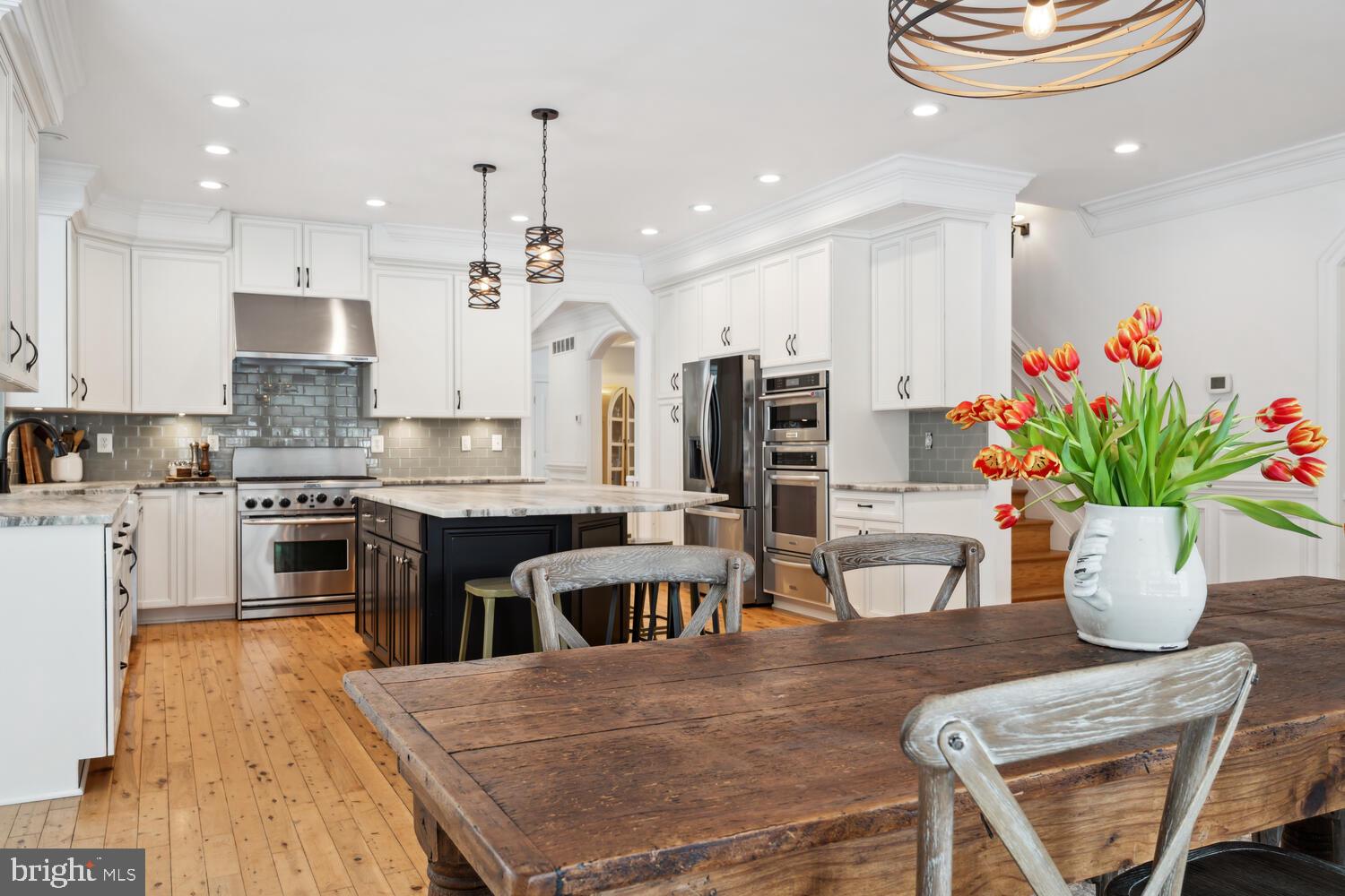 CENTREVILLE - Residential