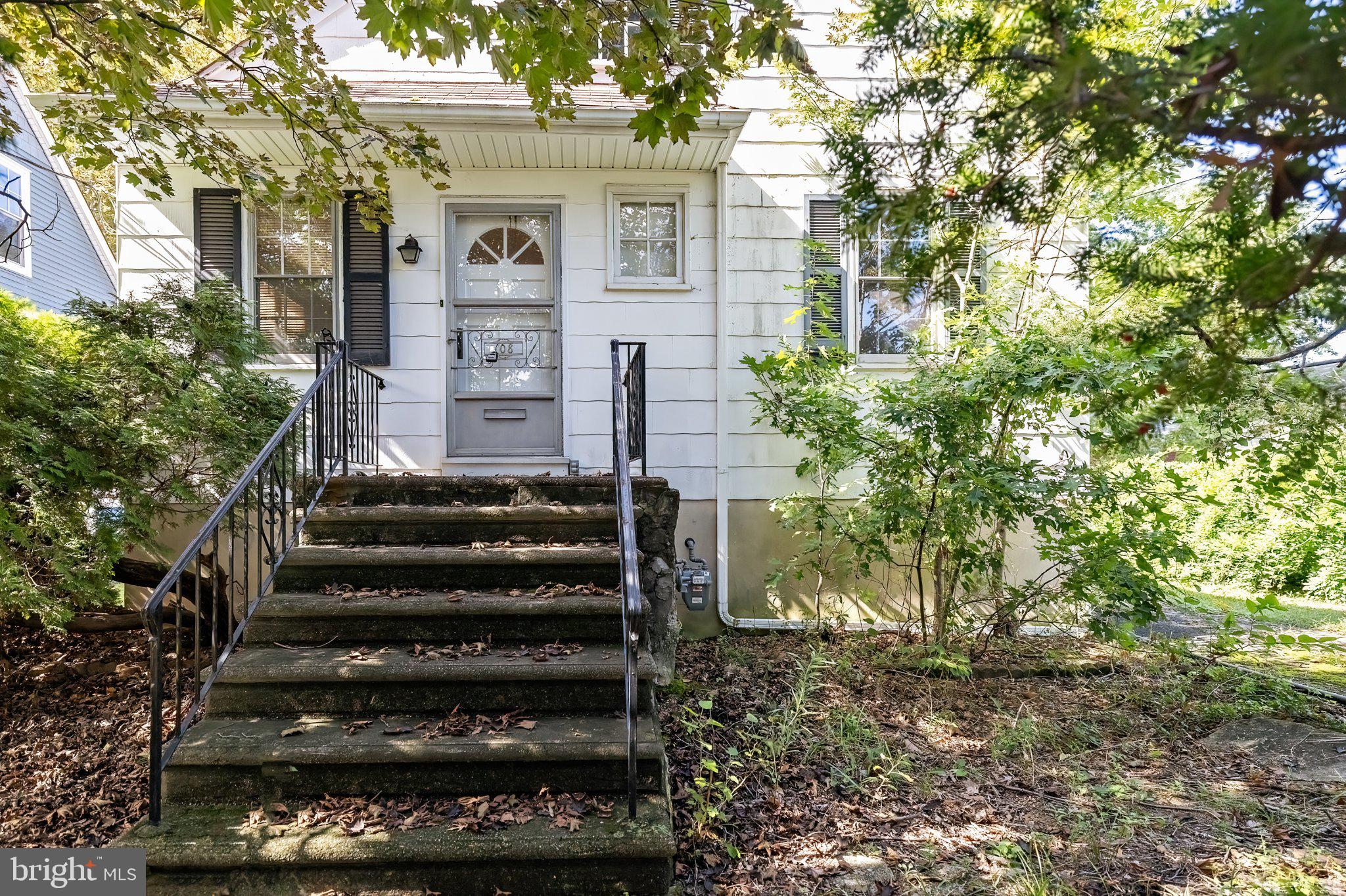 108 CENTRAL AVENUE