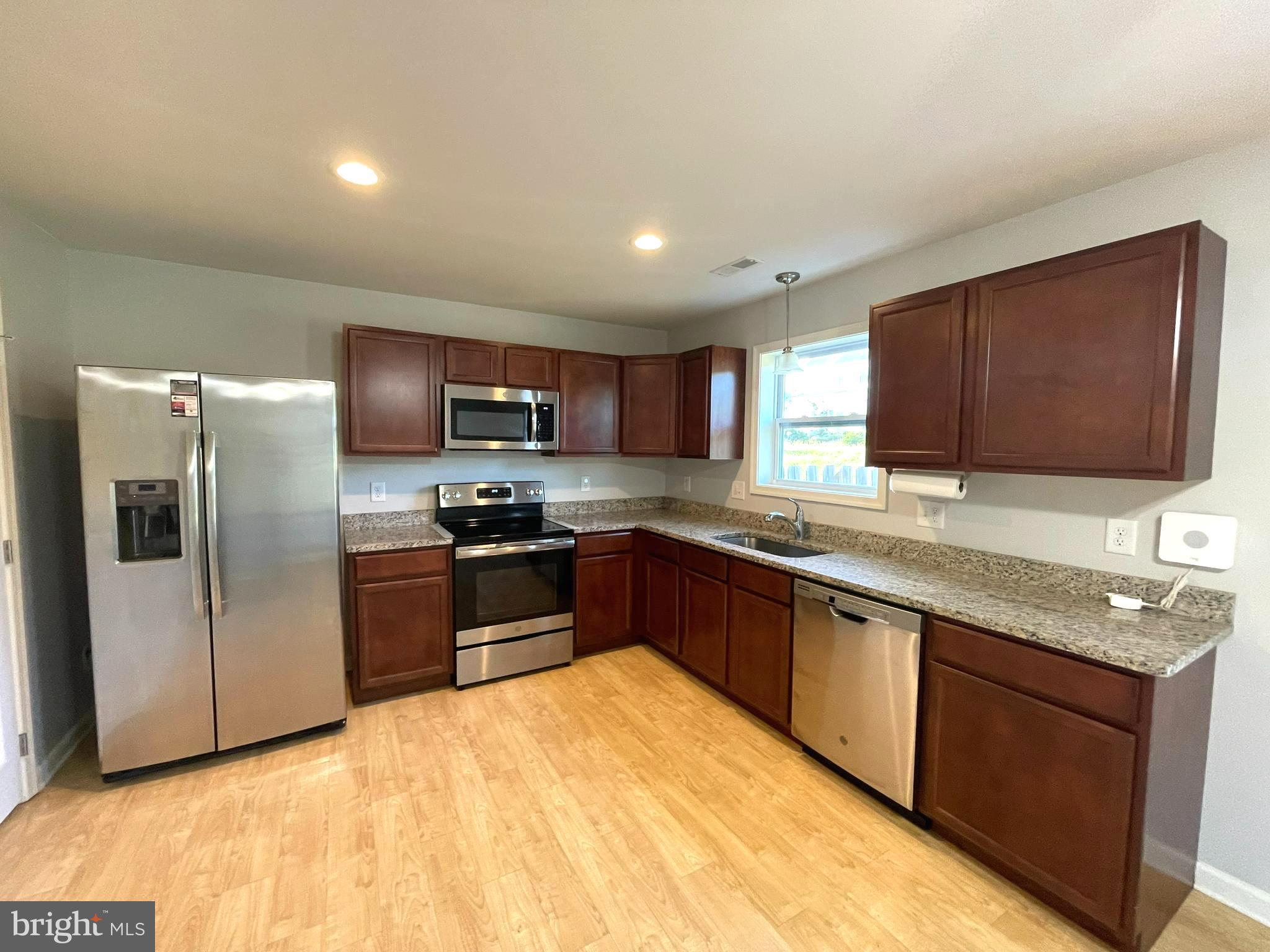 MILLARDSVILLE VILLAGE - Residential Lease