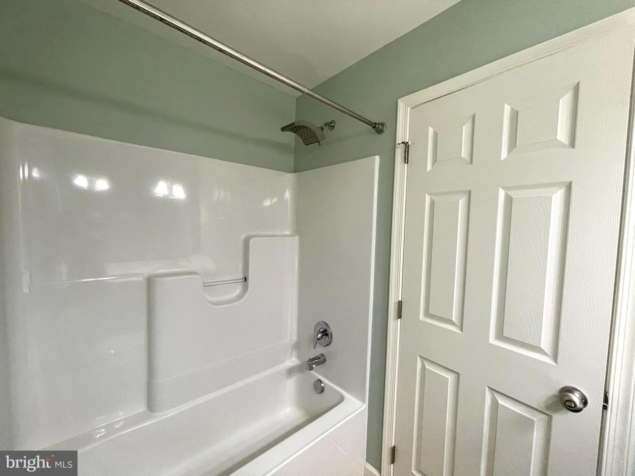 MILLARDSVILLE VILLAGE - Residential Lease