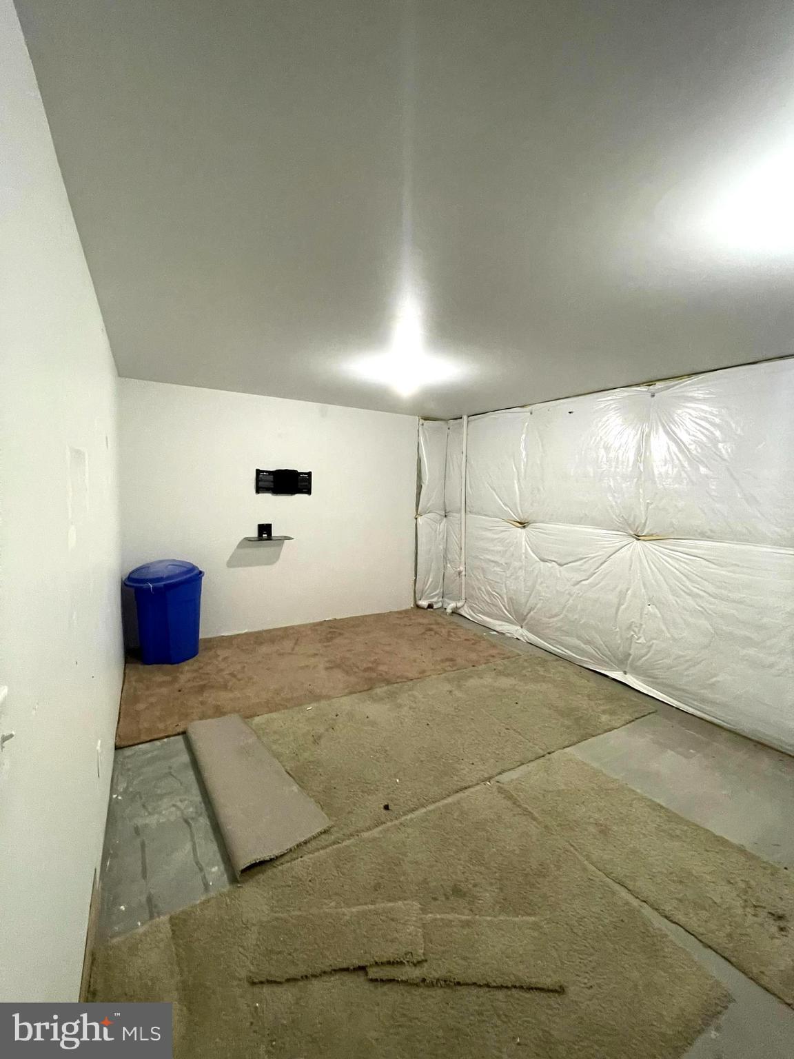 MILLARDSVILLE VILLAGE - Residential Lease