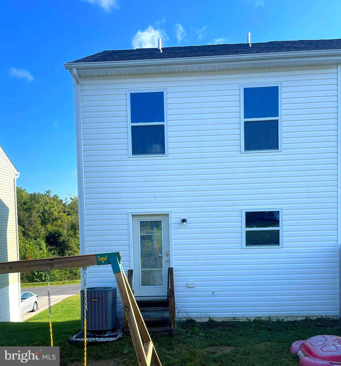 MILLARDSVILLE VILLAGE - Residential Lease