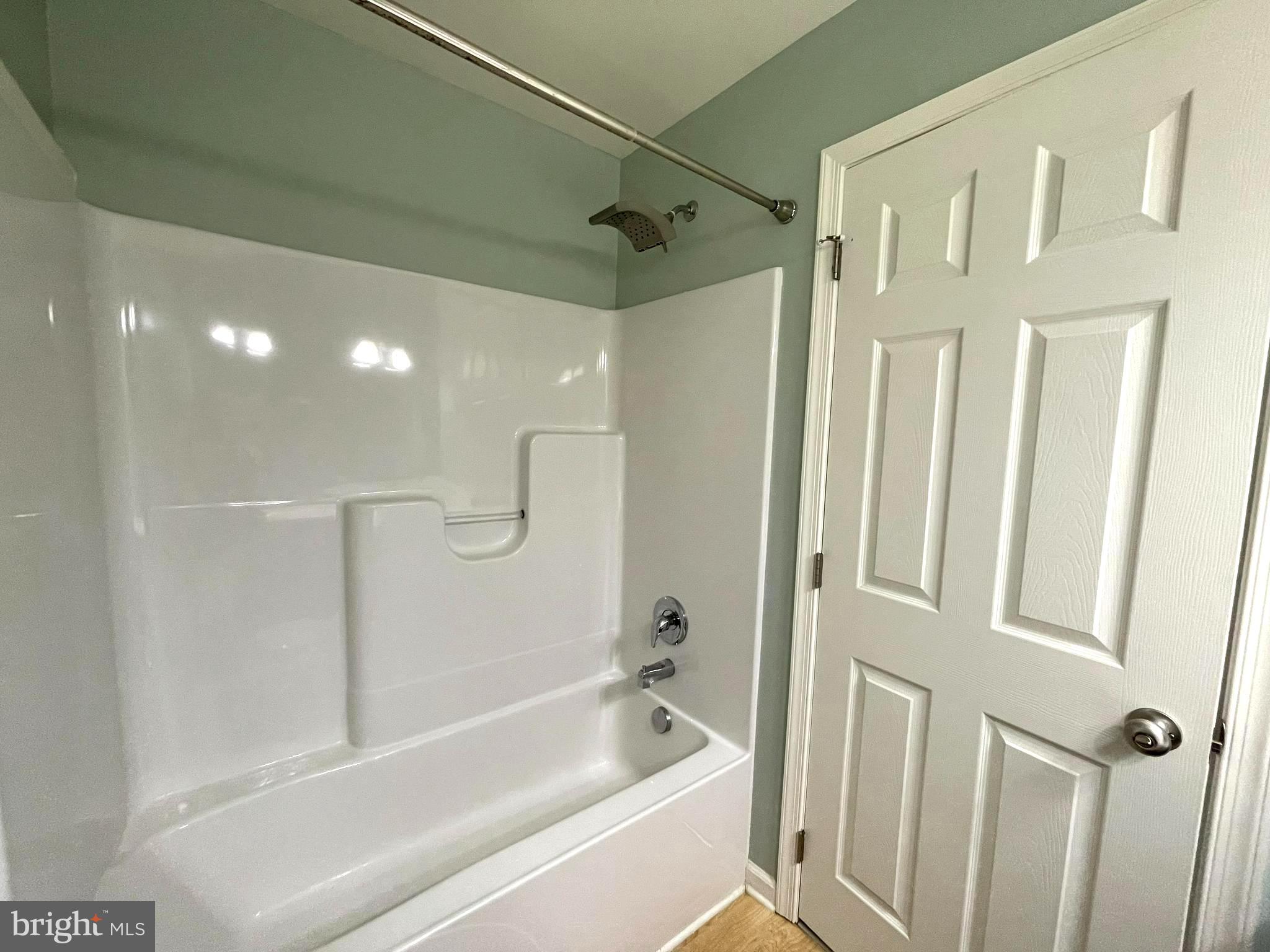 MILLARDSVILLE VILLAGE - Residential Lease