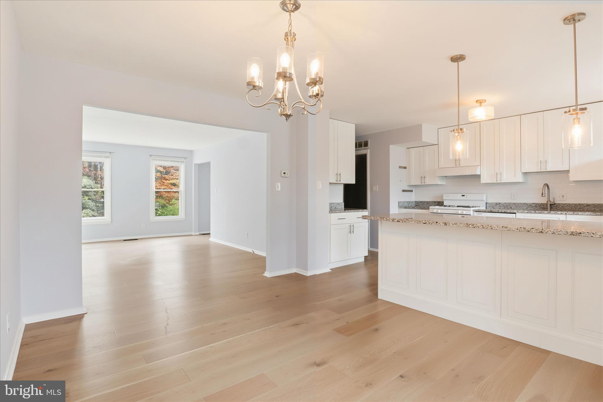 LAKE BRADDOCK - Residential Lease