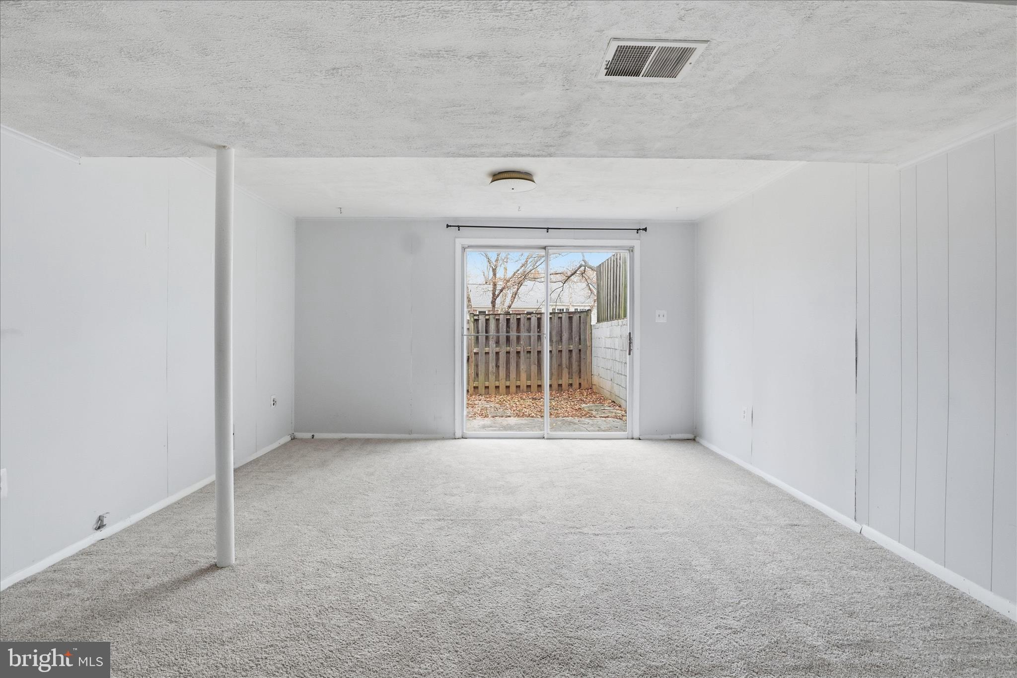 LAKE BRADDOCK - Residential Lease