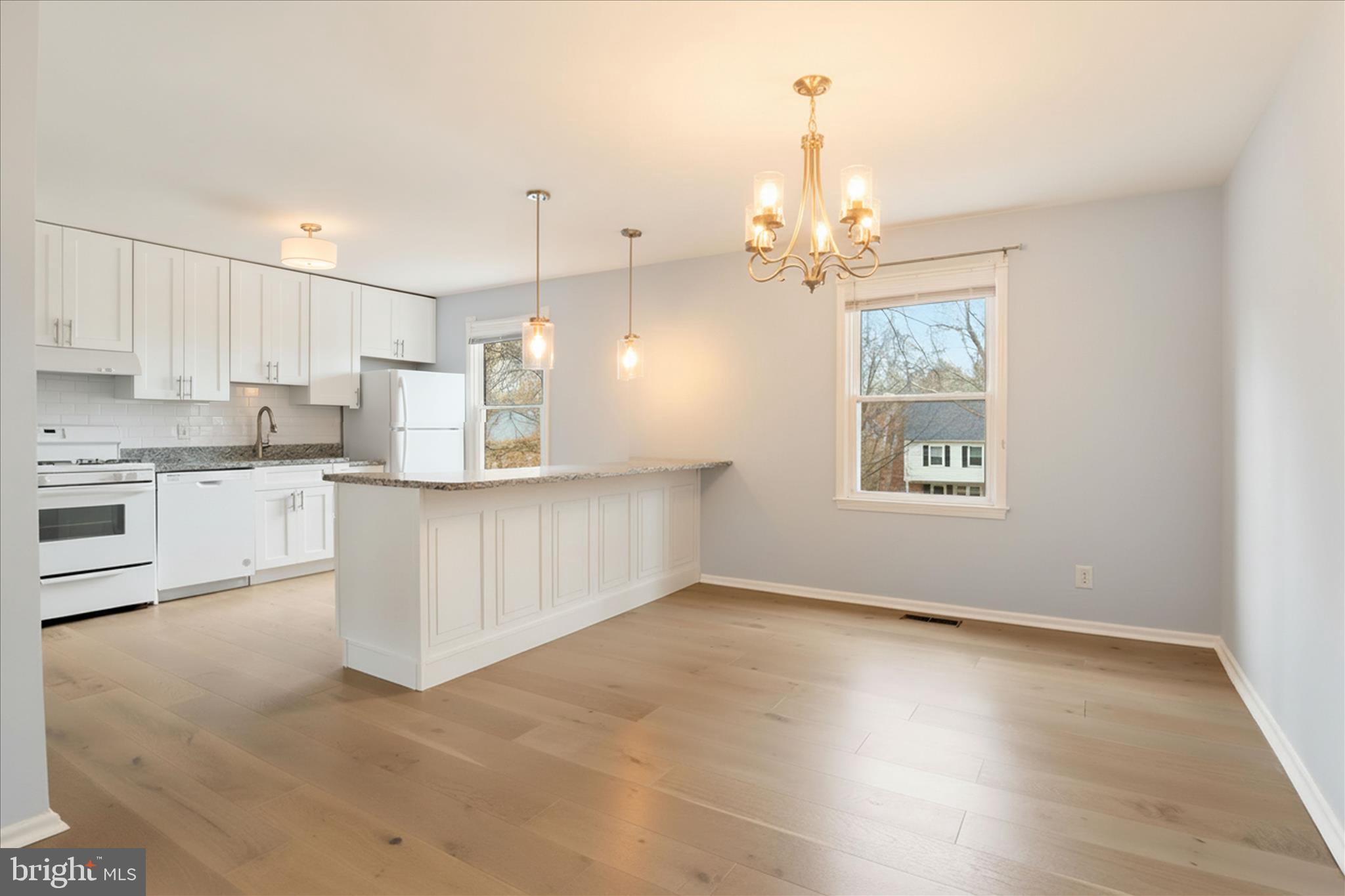 LAKE BRADDOCK - Residential Lease