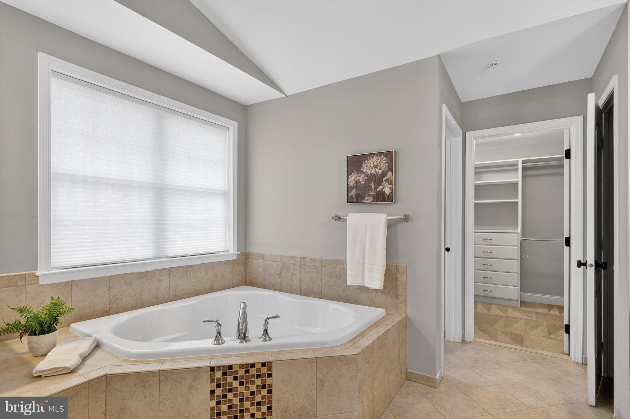 ARUNDEL FOREST - Residential