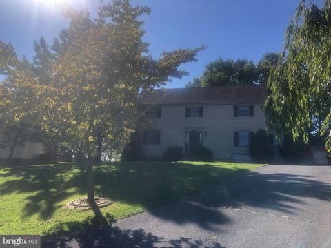 Homes For Rent - 114 Meadowbrooke Place<br/> Frederick County, WINCHESTER, VA 22602